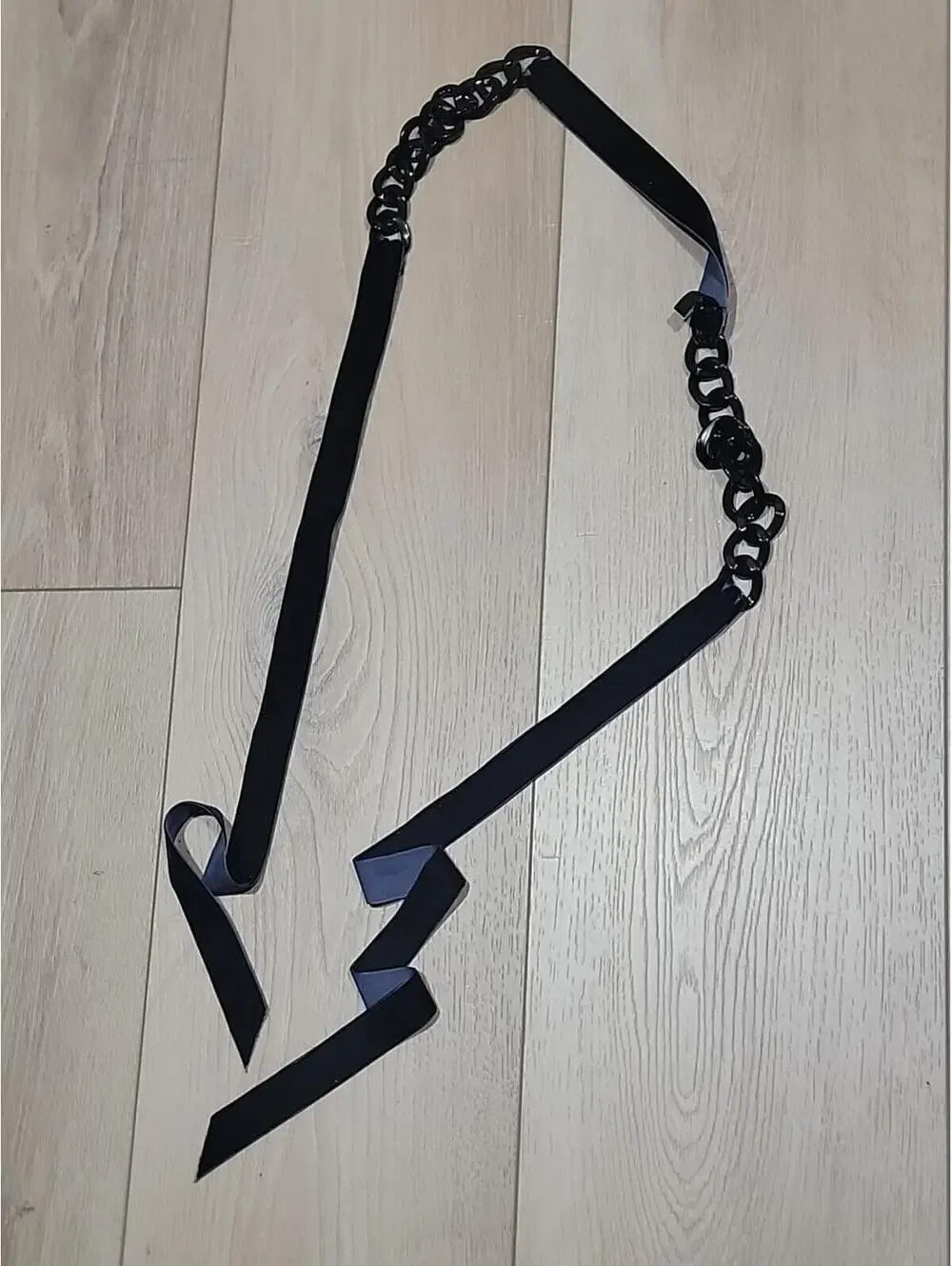 J Crew Tie Belt Navy Black Velvet And Plastic Chains LENGTH 75" Fashionable - Picture 3 of 8